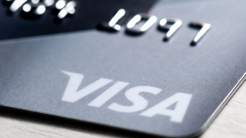 Курс на искусственный интеллект: Visa увольняет 7% персонала ради новых инвестиций