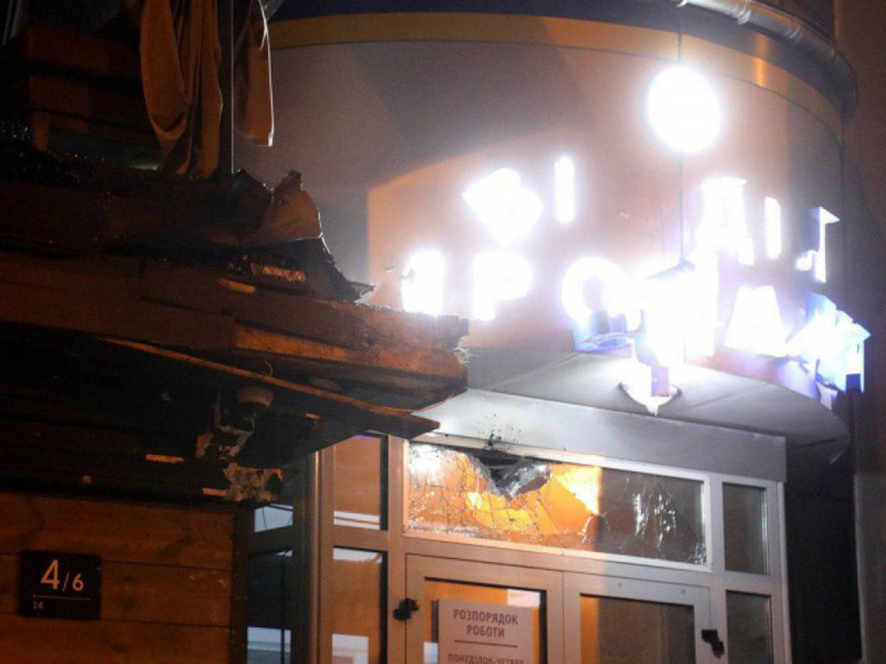 Ночью неизвестные обстреляли из гранатомета здание «Киевгорстроя»