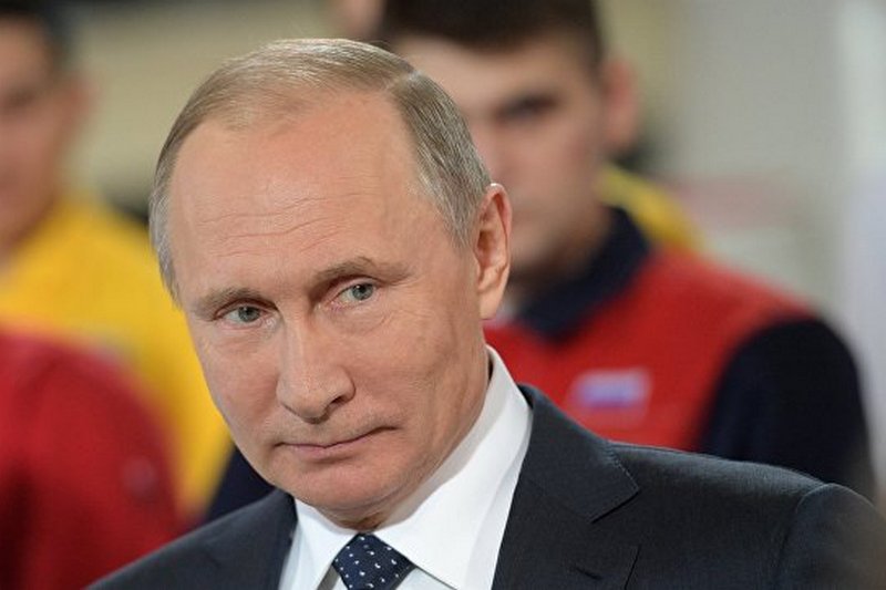 В РФ хотят продлить полномочия президента до трех сроков подряд