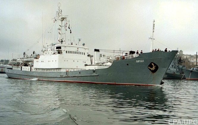 Военный корабль РФ после столкновения с грузовым судном затонул
