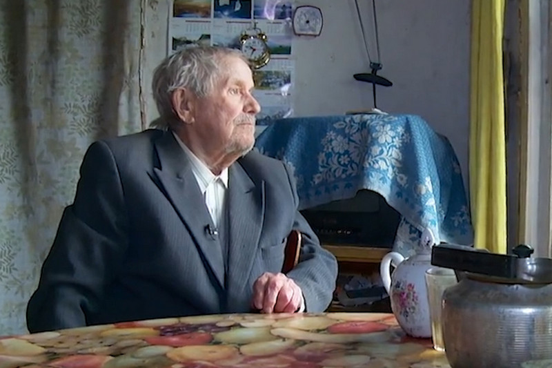 Пенсионер из Коми вместо покупки жилья пожертвовал детдому миллион рублей