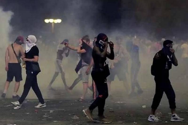 Во Франции во время празднования победы на ЧМ-2018 произошли массовые беспорядки