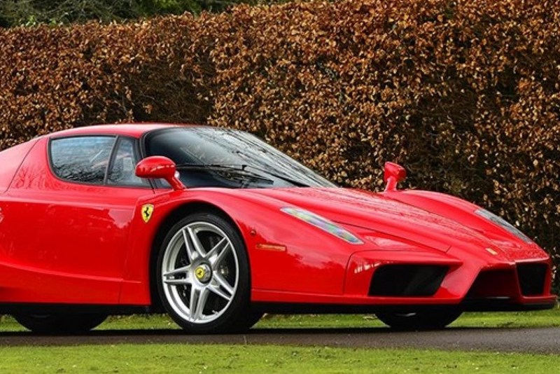 Суперкар Ferrari, принадлежавший Михаэлю Шумахеру, выставили на продажу