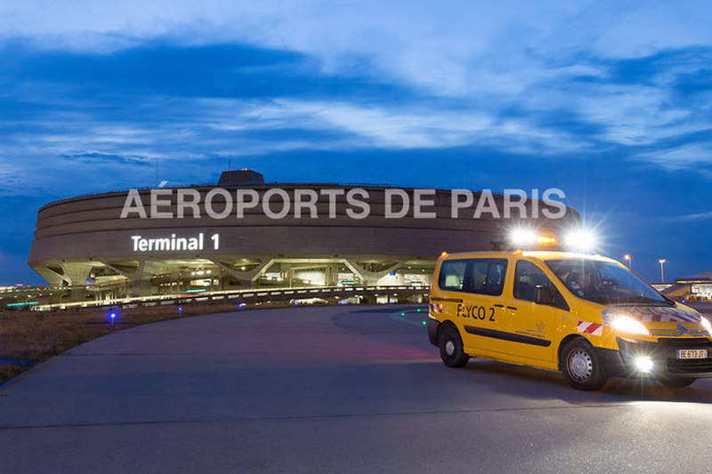 В аэропорту Парижа подрались реперы, арестовано 11 человек