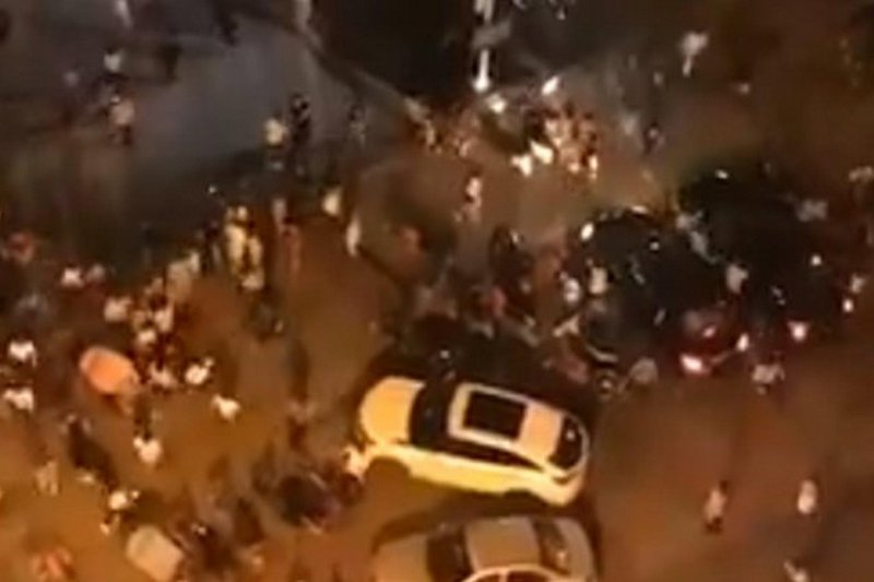 В Китае водитель въехал на внедорожнике в толпу: 9 погибших, 46 пострадавших