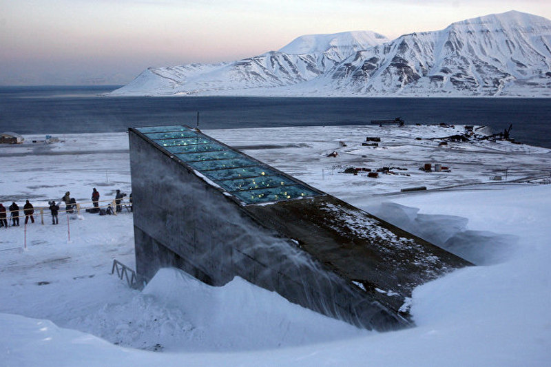 По мотивам сериала «Игры Престолов»: ученые предлагают построить огромную стену, чтобы остановить таяние льдов в Антарктике