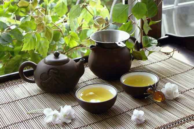 Белый чай — состав, польза, правила заваривания и хранения