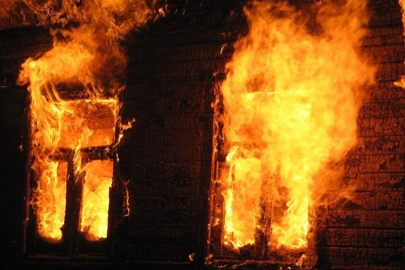 В результате пожара в Нижегородской области погибли три человека