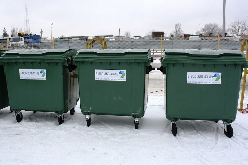 В России провели торжественное открытие мусорных баков. Видео