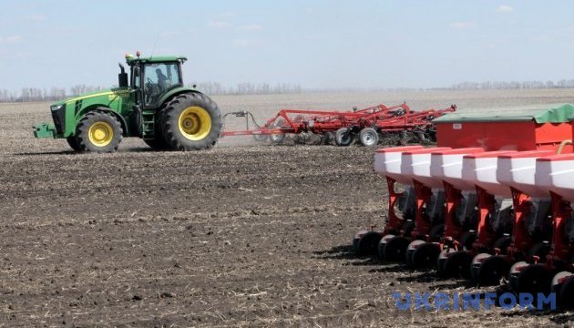 В Украине начали сев яровых зерновых