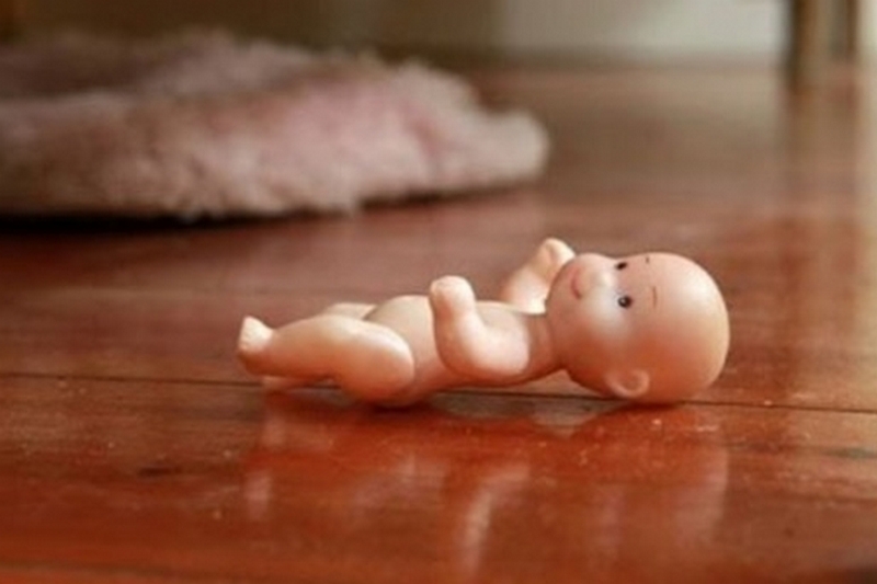 Обрезание в домашних условиях: в Италии умер 5-месячный младенец