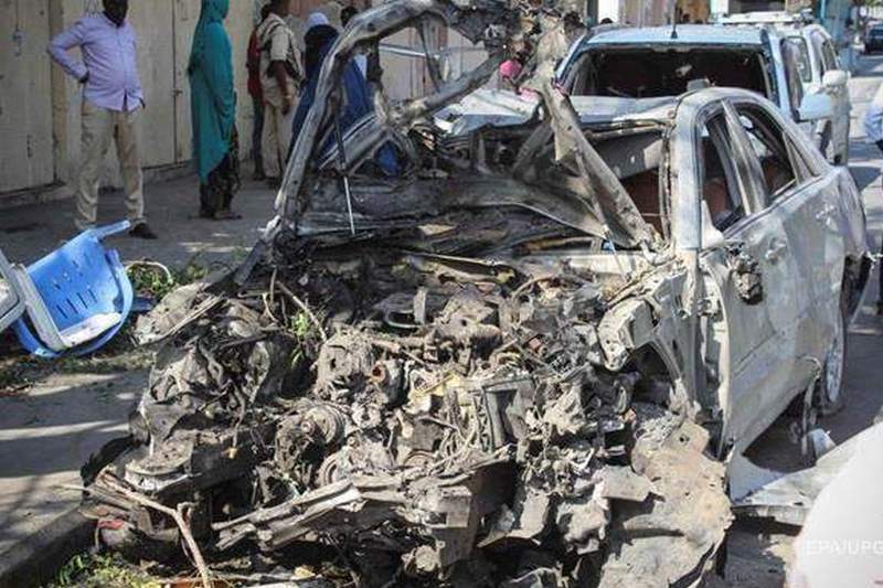В Сомали возле отеля взорвалась машина: 11 жертв