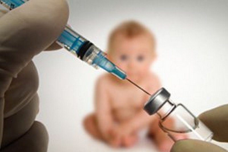 Смерть младенца после прививки: медики сделали официальное заявление