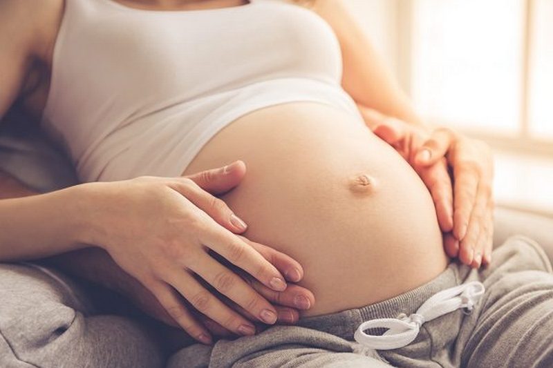 Способ родов влияет на здоровье младенцев - ученые