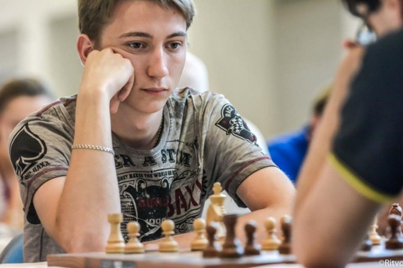 Украинский гроссмейстер стал вице-чемпионом мира по шахматному шару