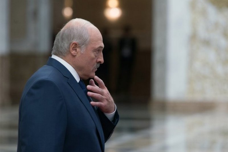 Лукашенко выбрал между Порошенко и Зеленским
