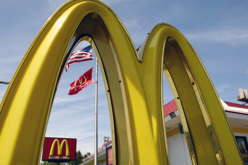 Хакеры нашли способ бесплатно заказывать еду в McDonald’s