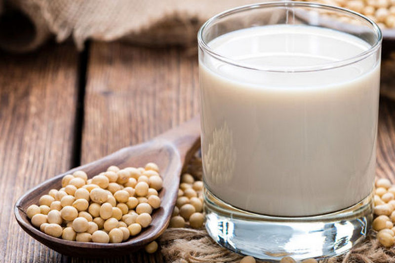 Каковы полезные свойства растительного молока