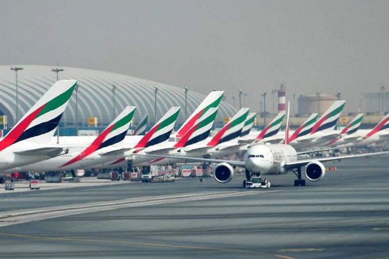 Возле аэропорта Дубая разбился самолет