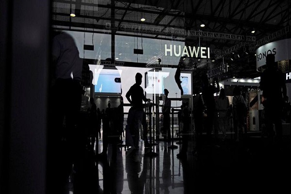 Додавили. Huawei прекращает разработку новых ноутбуков