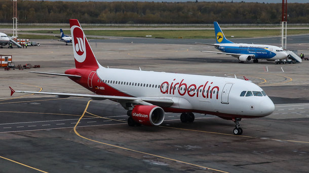 Одна из крупнейших немецких авиакомпаний объявила о банкротстве
