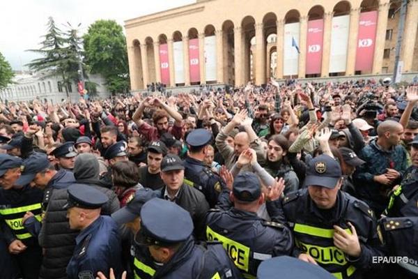 МВД Грузии назвало протесты попыткой переворота