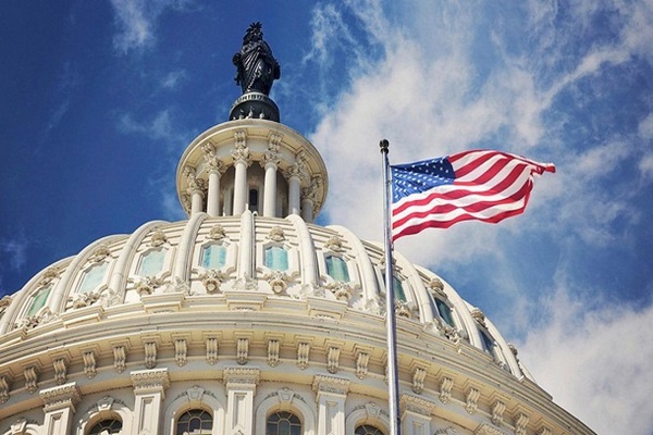 Конгресс США одобрил $700 млн для Украины