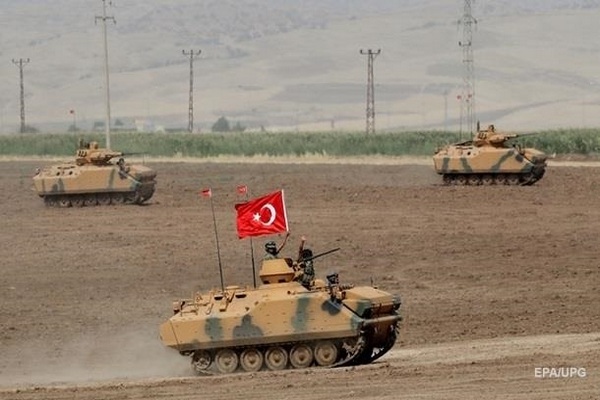 Турция перебросила спецназ на границу с Сирией