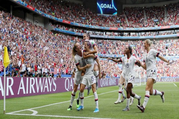 Женская сборная США по футболу стала четырехкратным чемпионом мира