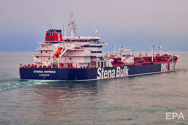 В Иране заявили, что задержали британский танкер потому, что он проигнорировал поданный рыболовецким судном сигнал бедствия