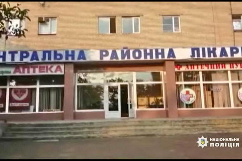 В больнице в Одесской области мужчина взорвал гранатой себя и свою сожительницу